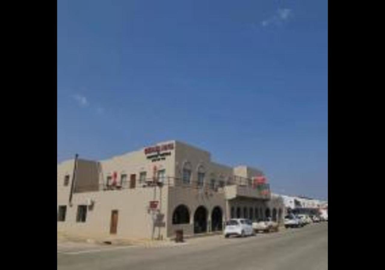 Calvinia Hotel Exterior photo